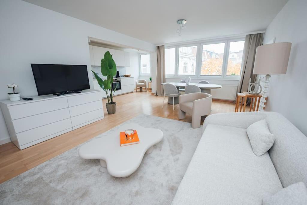 Apartment Designer-apartment Zum Wohlfuehlen *